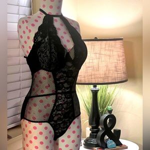 Lace/mesh leotard